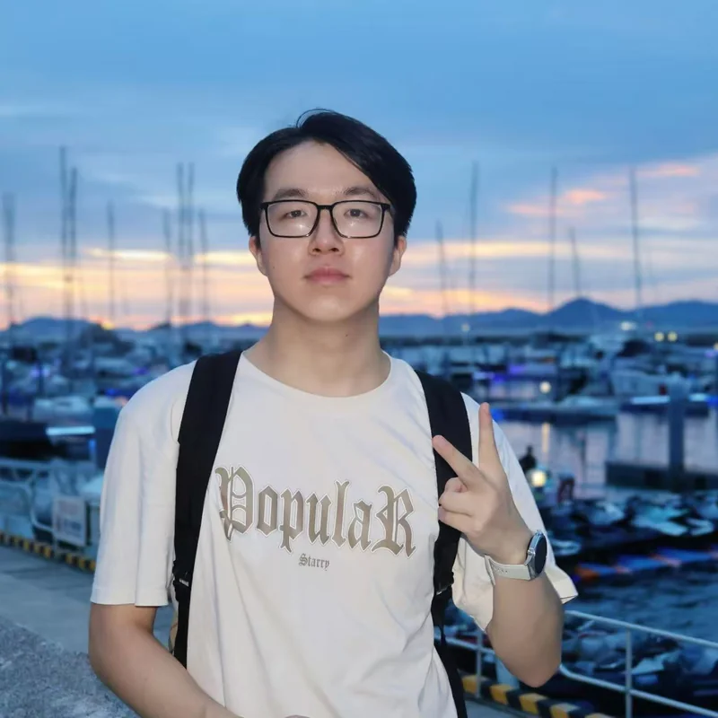 Cyrus Liu（刘昶）的头像照片